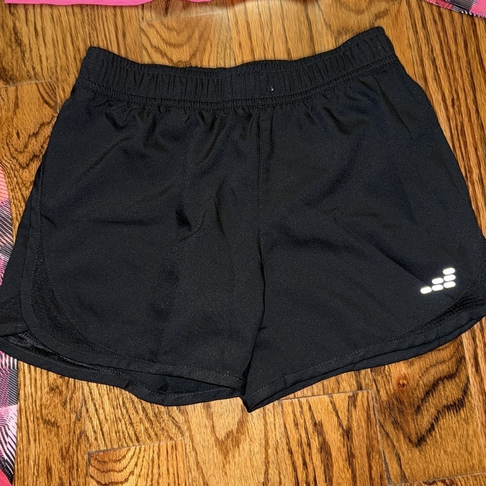Girls athletic bundle size medium (7/8) pink and black: leggings, shorts, tops - Picture 4 of 6